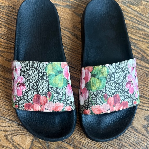 Gucci Women's Floral Slides - Picture 2 of 6